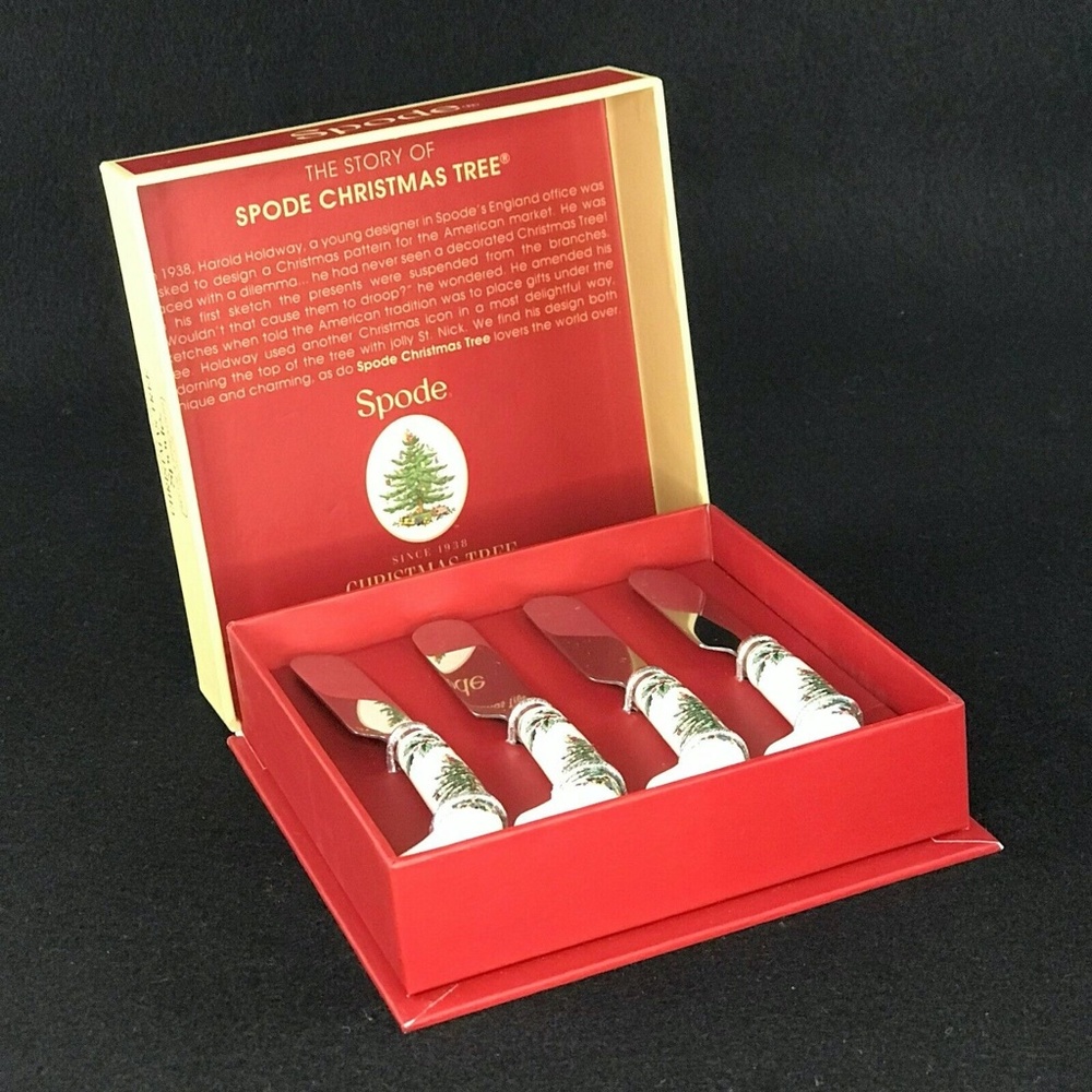 Spode Christmas Tree Spreaders Set of 4